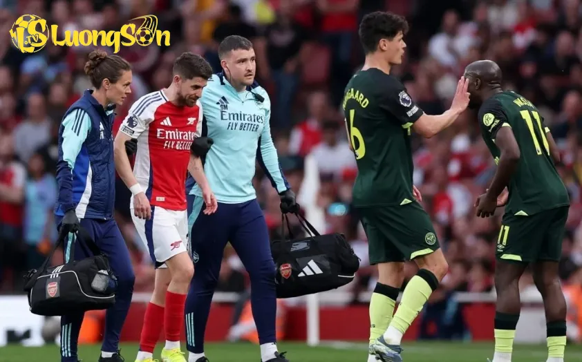 Jorginho không thể hoàn thành trận đấu trước Brentford